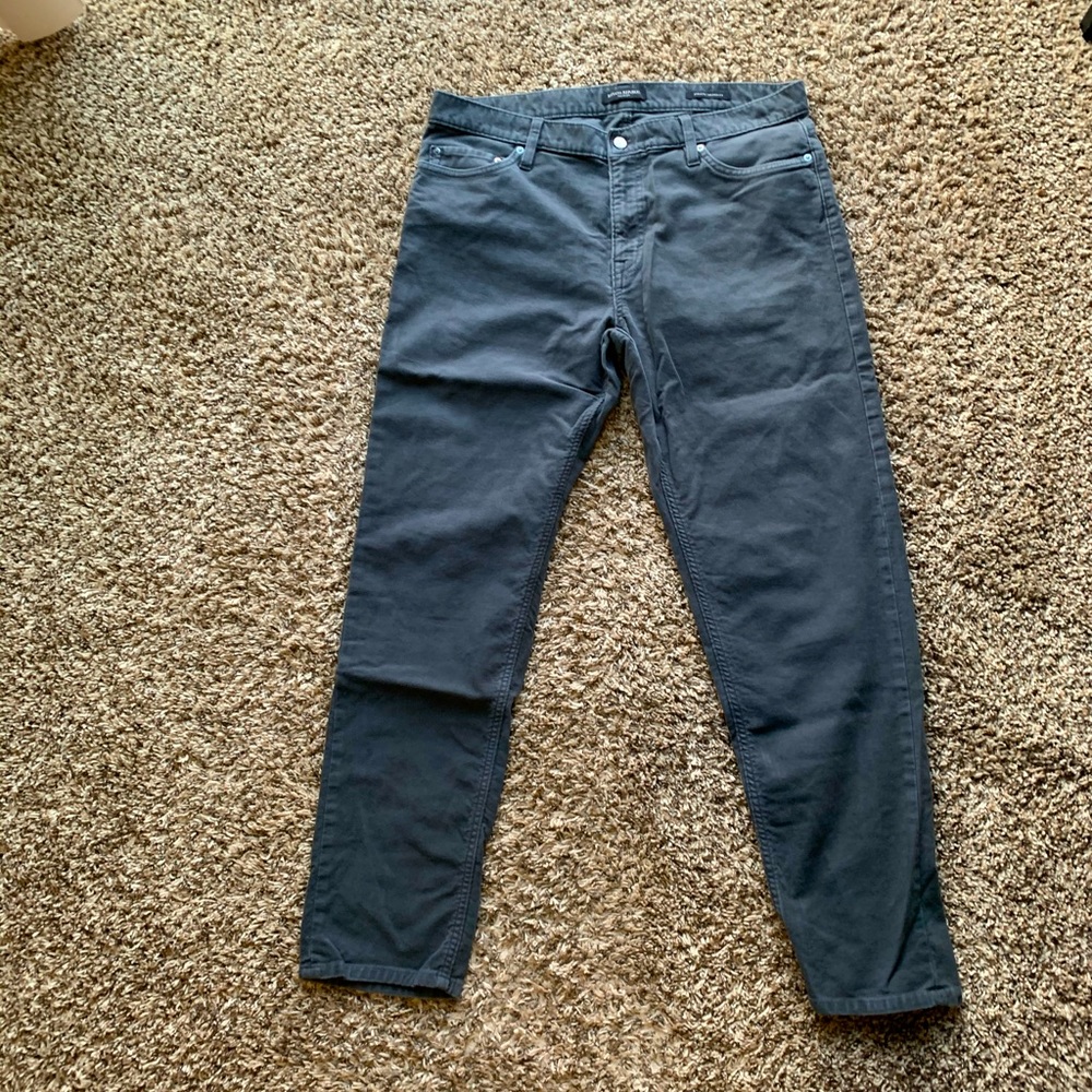 Banana Republic Athletic Tapered Traveler Pant